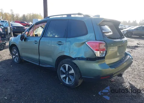 2017 Subaru Forester 2.5I Premium из США, поврежденный, VIN JF2SJAGC8HH561217